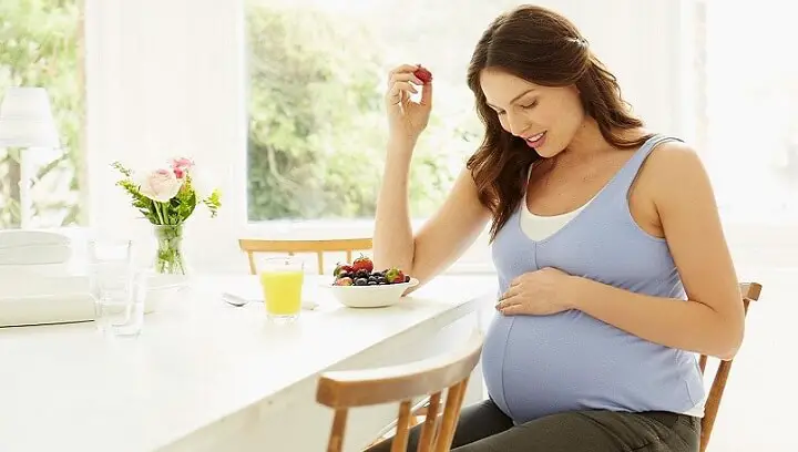 thực phẩm mẹ bầu nên ăn giúp thai nhi tăng cân nhanh 3 tháng cuối